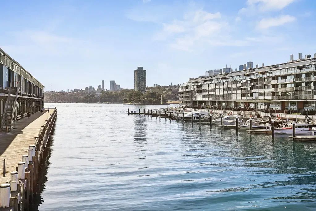 Stunning Waterfront Apartment in Walsh Bay