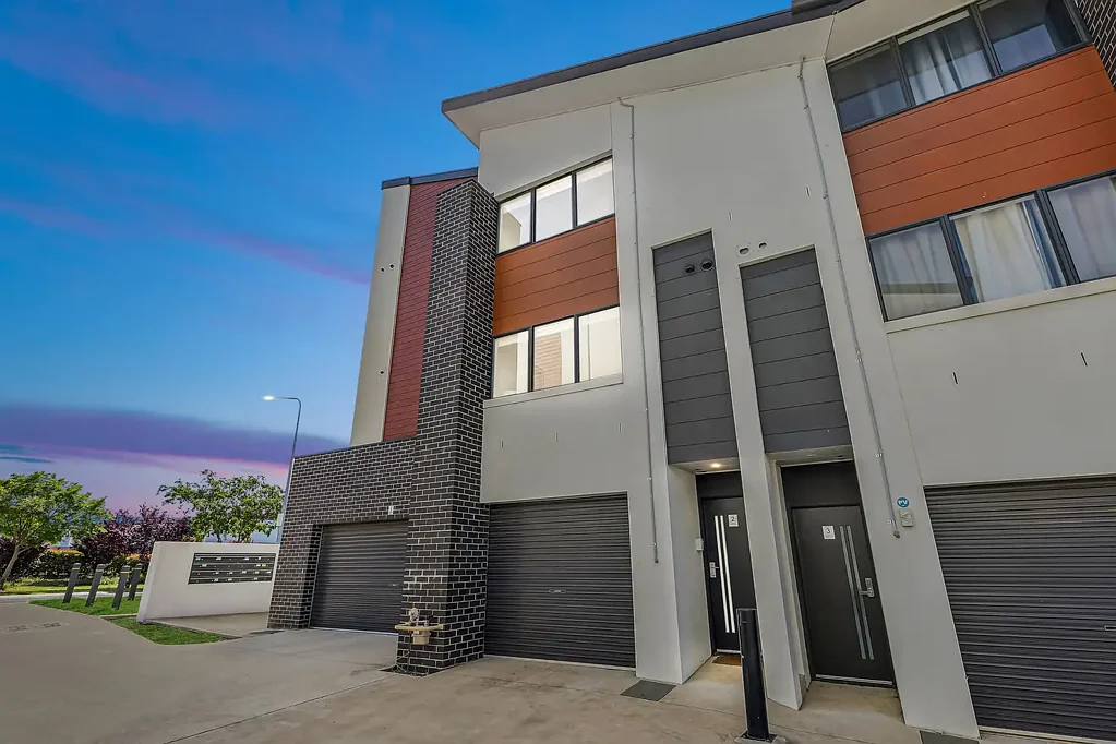 2/224 Flemington Road, Harrison, ACT 2914