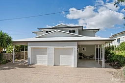 2/408 Walker Street, Townsville City