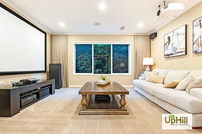 24 Deoro Parade, Clyde North, VIC 3978, 5 slaapkamers, 2 badkamers, House