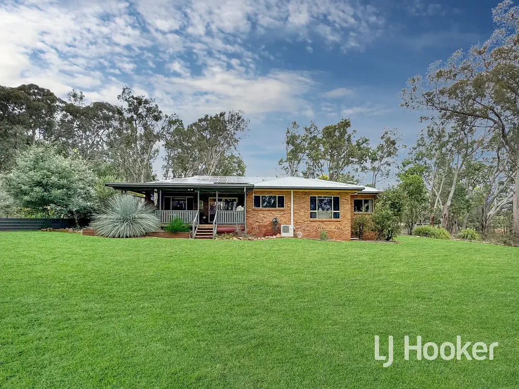 Inverell 4 Bedroom Idyllic Private Setting!!