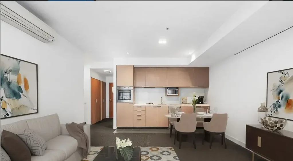 Premium lifestyle on the city fringe