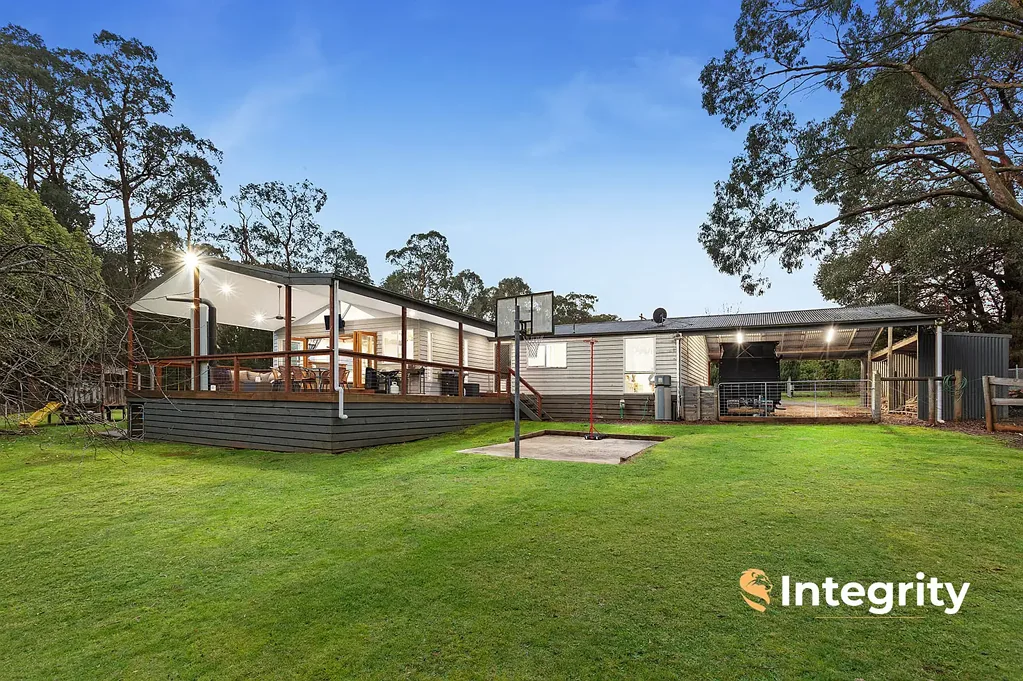 Kinglake West 4房  Upsize Your Family To Freedom and Space