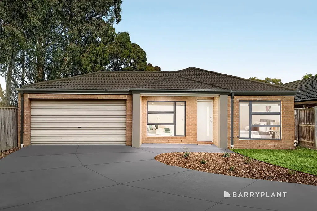 Doreen 4Moenga A Beautiful Balance of Comfort and Convenience