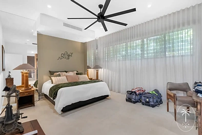 57 Triton Street, Palm Cove, QLD 4879, 4房, 4浴, House
