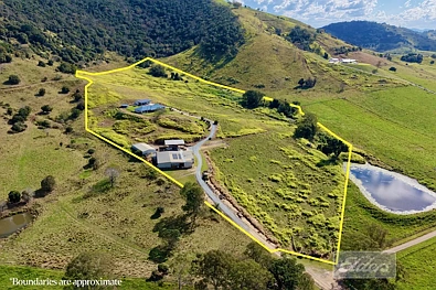 Kia Ora 4Zimmer Huge Family Home, Stunning Views and Potential Income!