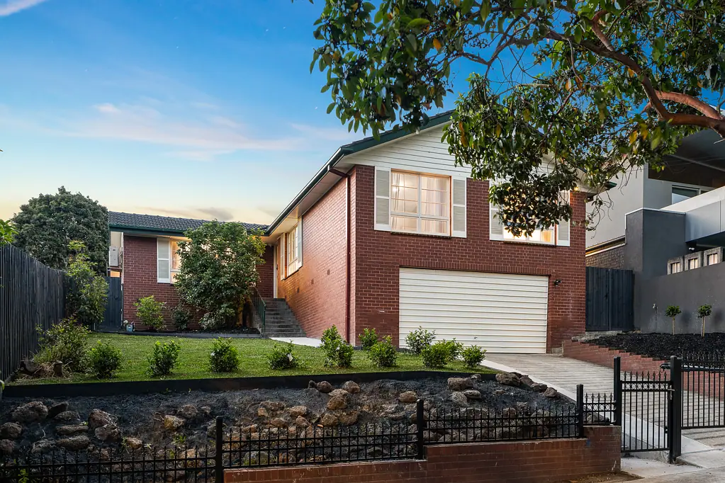 35 Soderlund Drive, Doncaster, VIC 3108