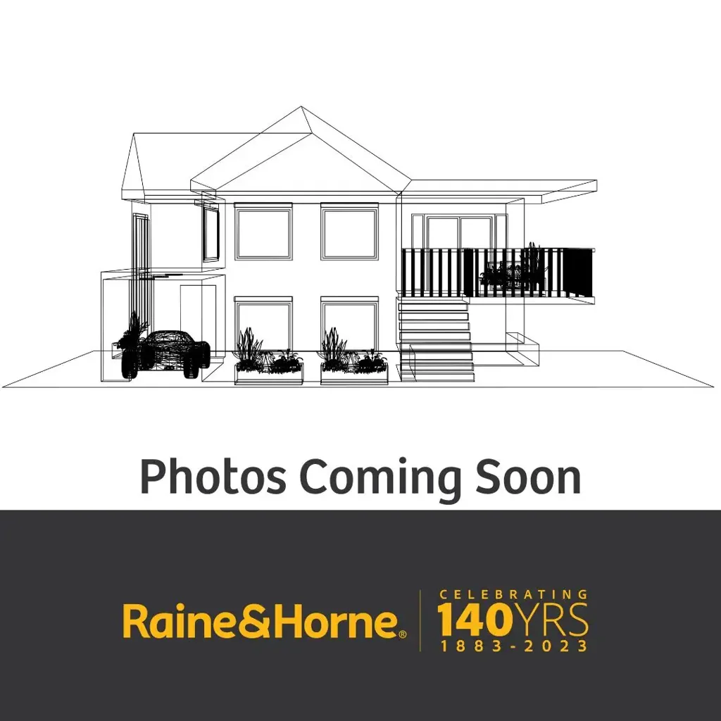 Brand new 4-bedroom house in Cranbourne East!