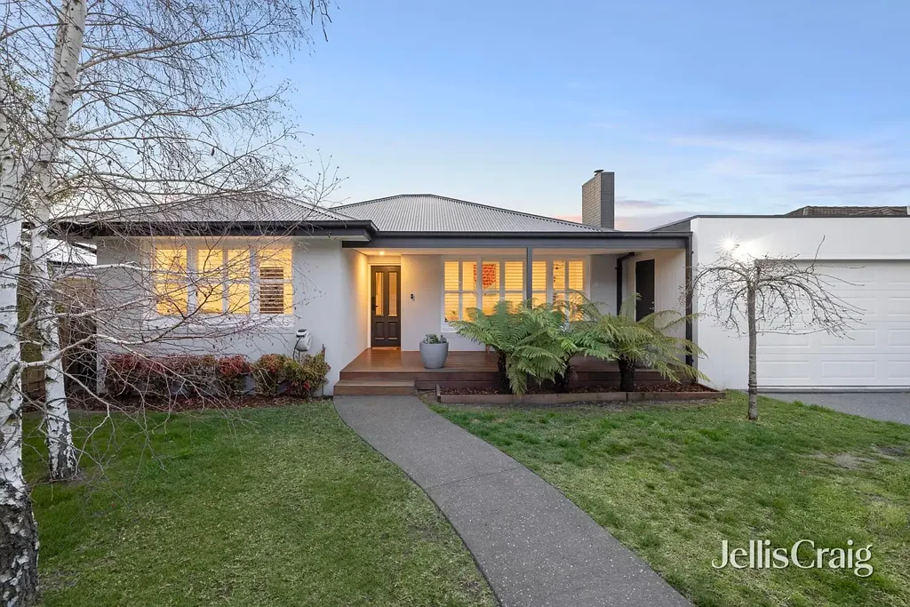 Bentleigh East 4ਬੈੱਡਰੂਮ Entertain in renovated single level family finesse