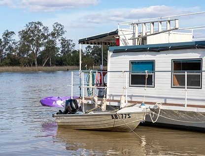 Houseboat Rocinante Big River Marina, Riverview Drive, Berri, South East, 6 phòng ngủ, 1 phòng tắm, House