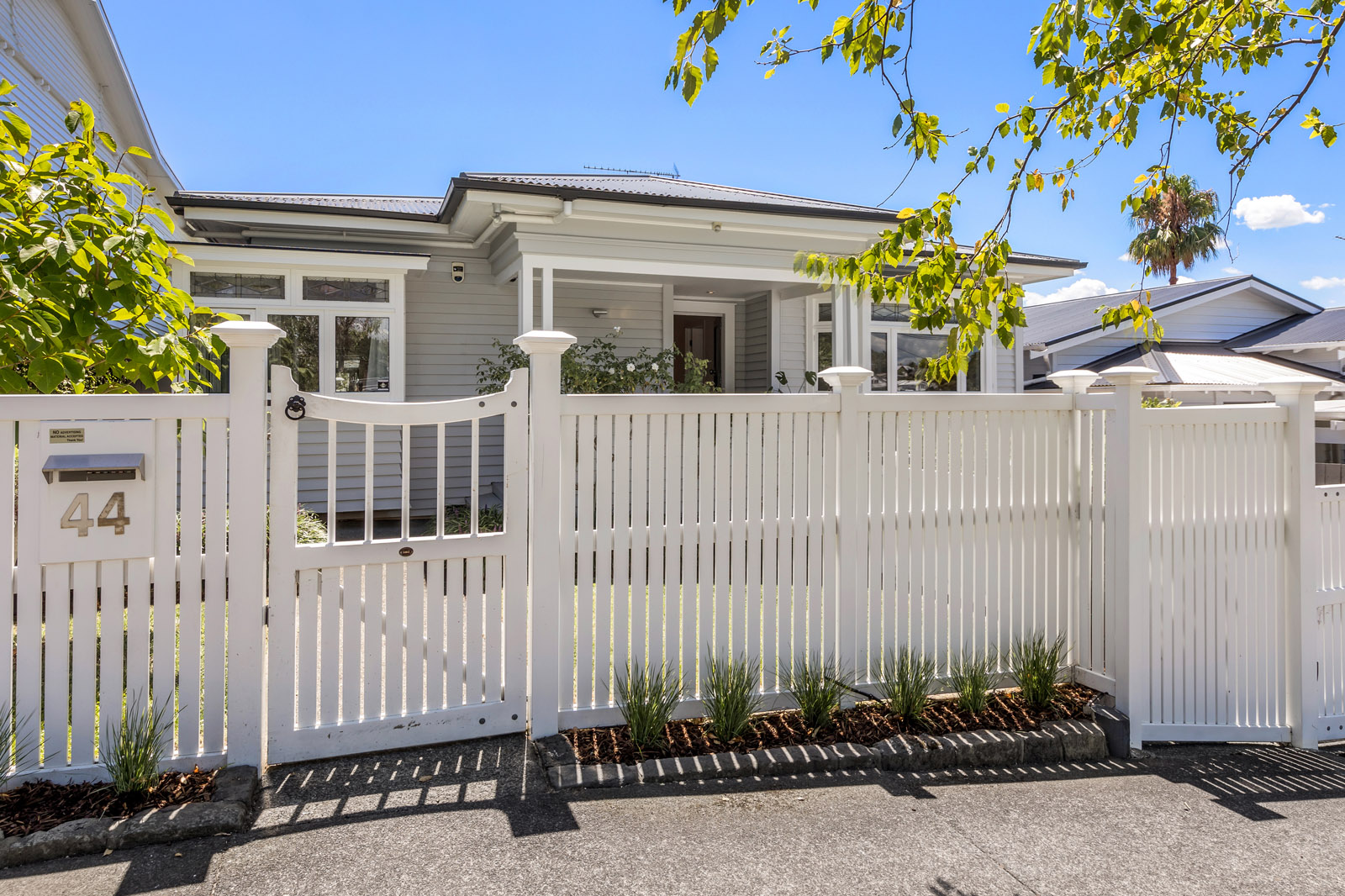 44 Chester Avenue, Westmere, Auckland, 4 ਕਮਰੇ, 2 ਬਾਥਰੂਮ, House