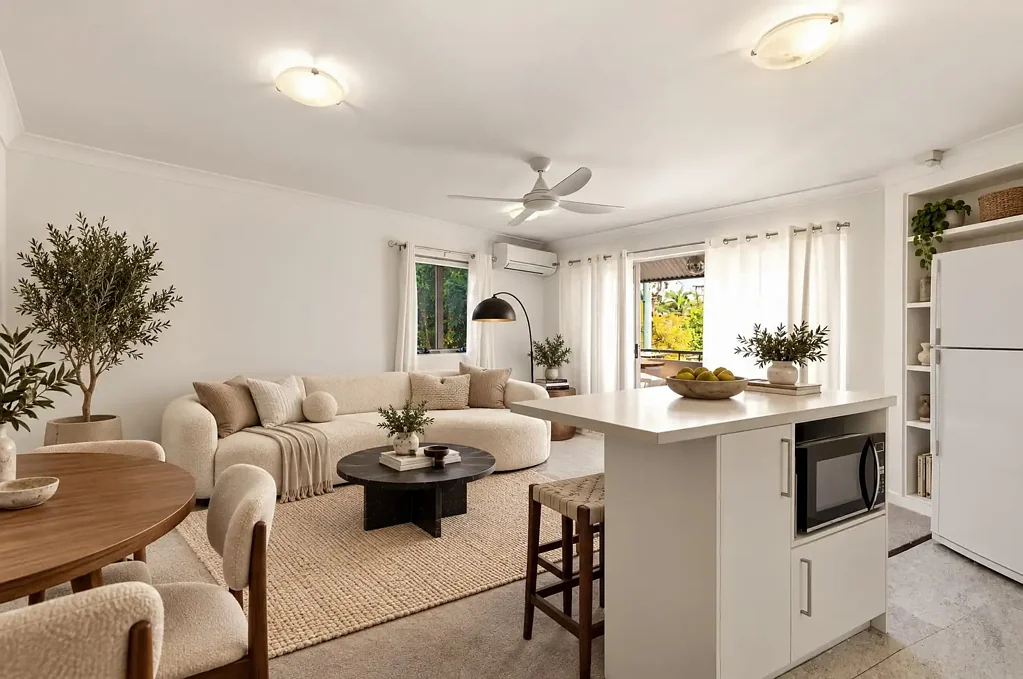 Newstead 2 Bedroom Top-Floor Position, Unbeatable Convenience