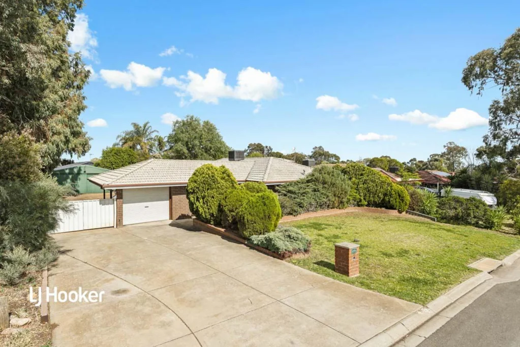 19 Ina Close, Craigmore, SA 5114