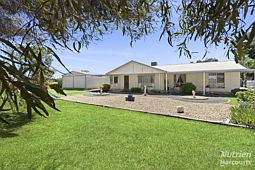 55 Government Road, Renmark