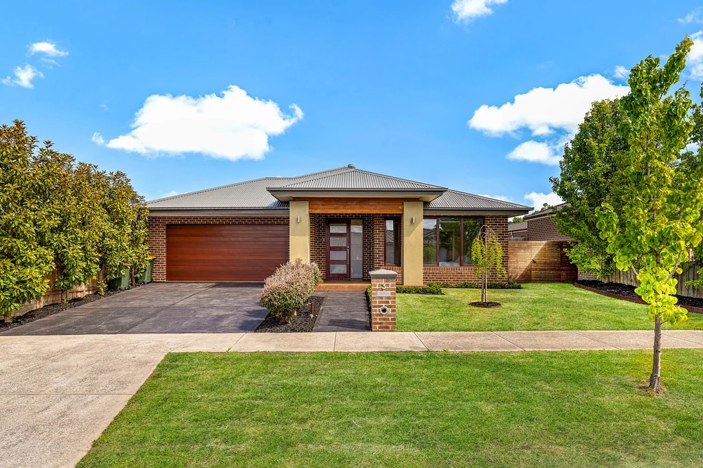 3 Coop Drive, Gisborne, VIC 3437
