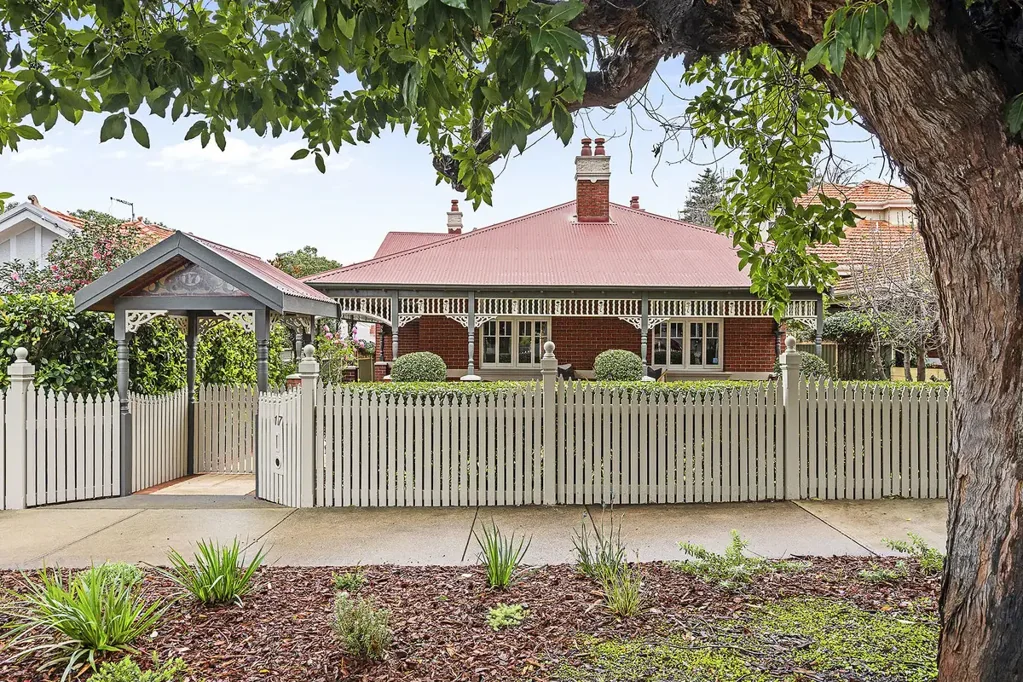 Mount Lawley 4 Bedroom A statement of Federation excellence