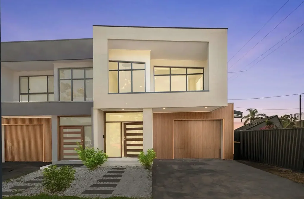 Wyongah 4ห้องนอน Waterfront elegance, redefined