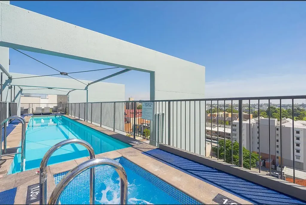 LOCK AND LEAVE - Fully Furnished!