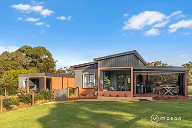 Lower King 4 Bedroom Two Homes, One Exceptional Riverside Location
