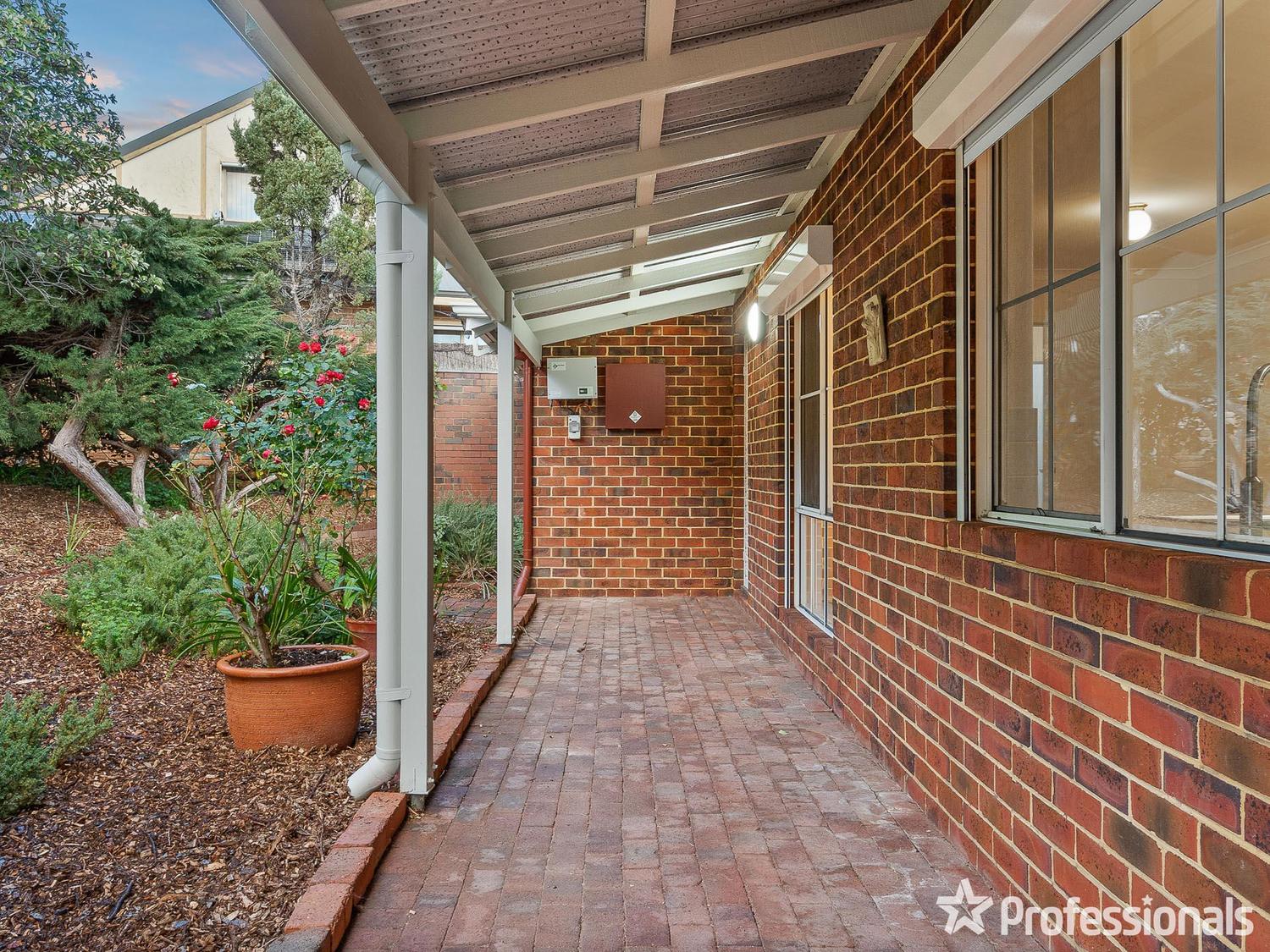 4 MILFORD CL, GOOSEBERRY HILL WA 6076, 0 Bedrooms, 0 Bathrooms, House