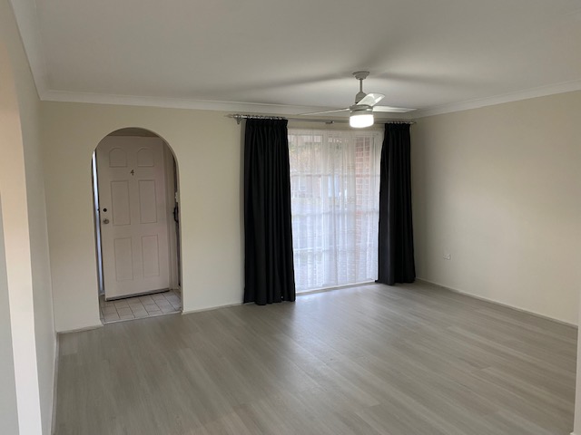 UNIT 4 52-56 WILLIAM ST, NORTH RICHMOND NSW 2754, 0 Schlafzimmer, 0 Badezimmer, House