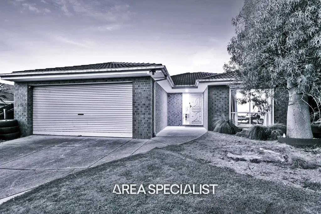 42 Orama Avenue, Carrum Downs, VIC 3201