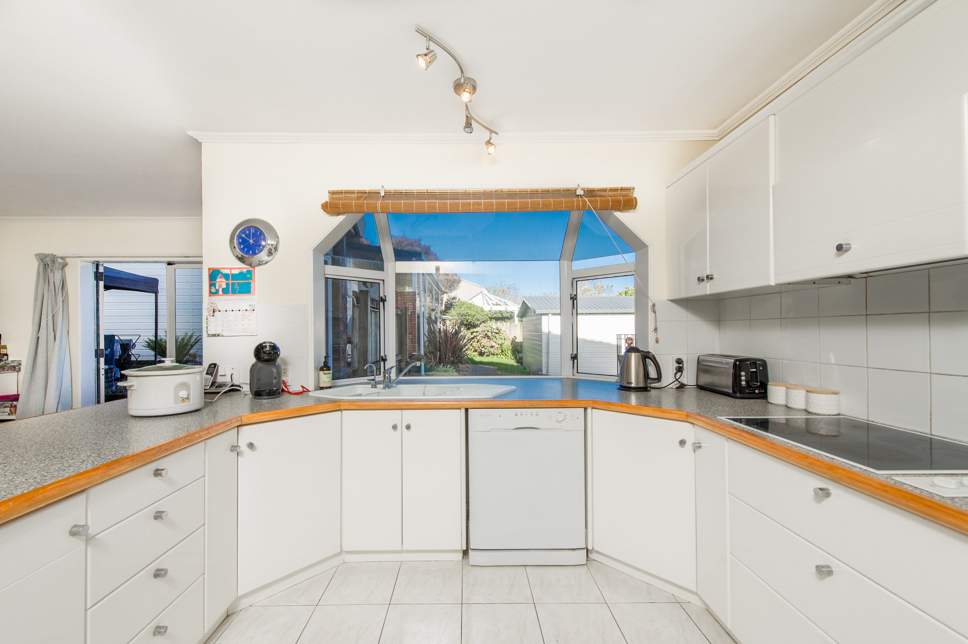 24 Kilimanjaro Drive, Northpark, Auckland - Manukau, 5房, 0浴