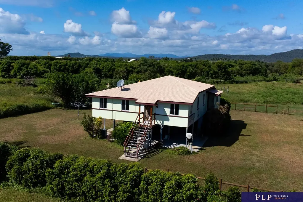 Bowen 3房  Private Tropical Hobby Farm – Country Charm, Coastal Convenience