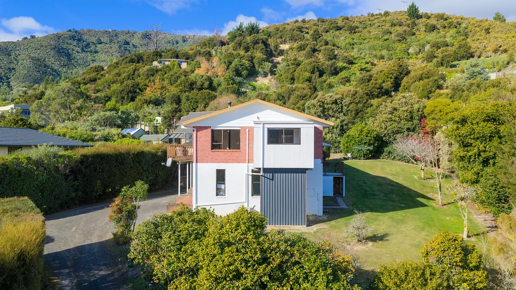 Waikawa 3房  Vendors are on the market to sell