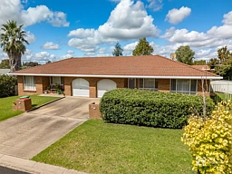 7 Evangelene Crescent, Armidale