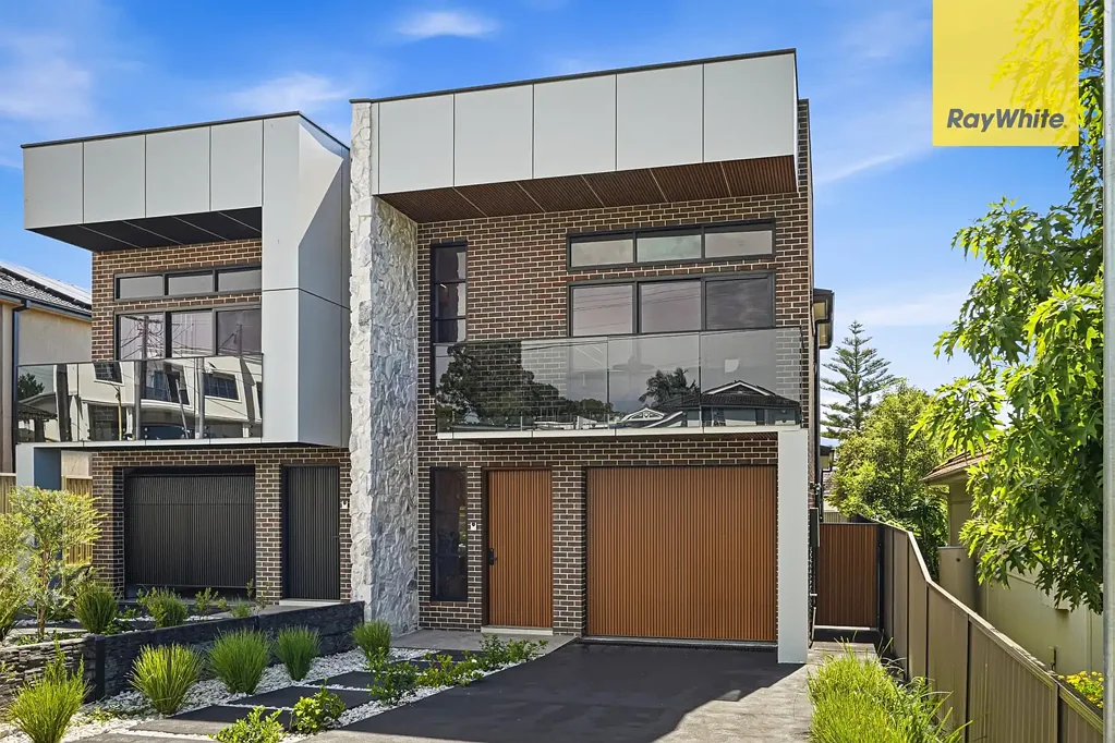 South Wentworthville 5房 五卧宽敞设计 设计师厨房 主卧带Ensuite 黄金地段 低维护生活 Brand-New Luxury Duplex Offering Elegant High-End Living