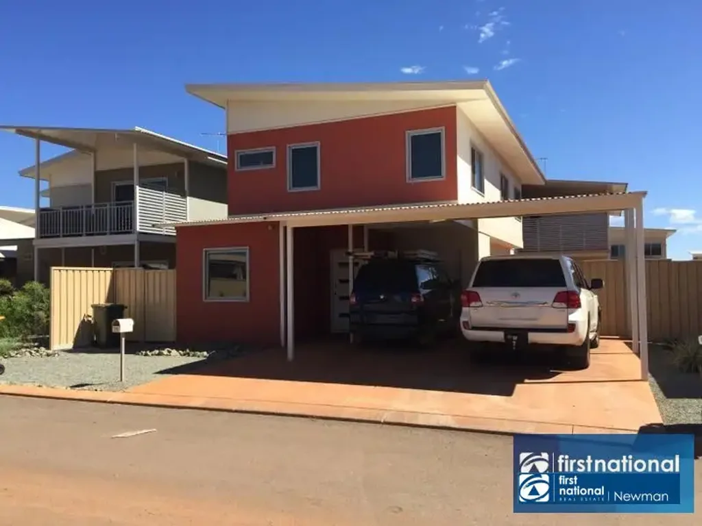 Newman 4房  CORPORATE TENANT - 4 BED 3 BATH HOME