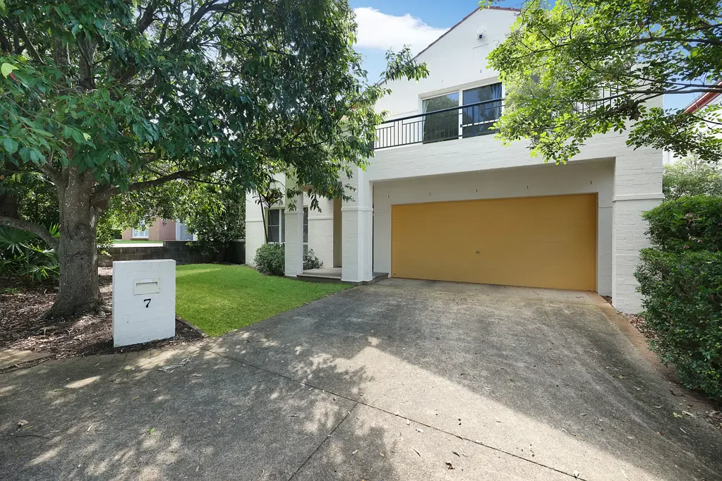 For Lease | Family Home in the Prestigious Cascades Estate