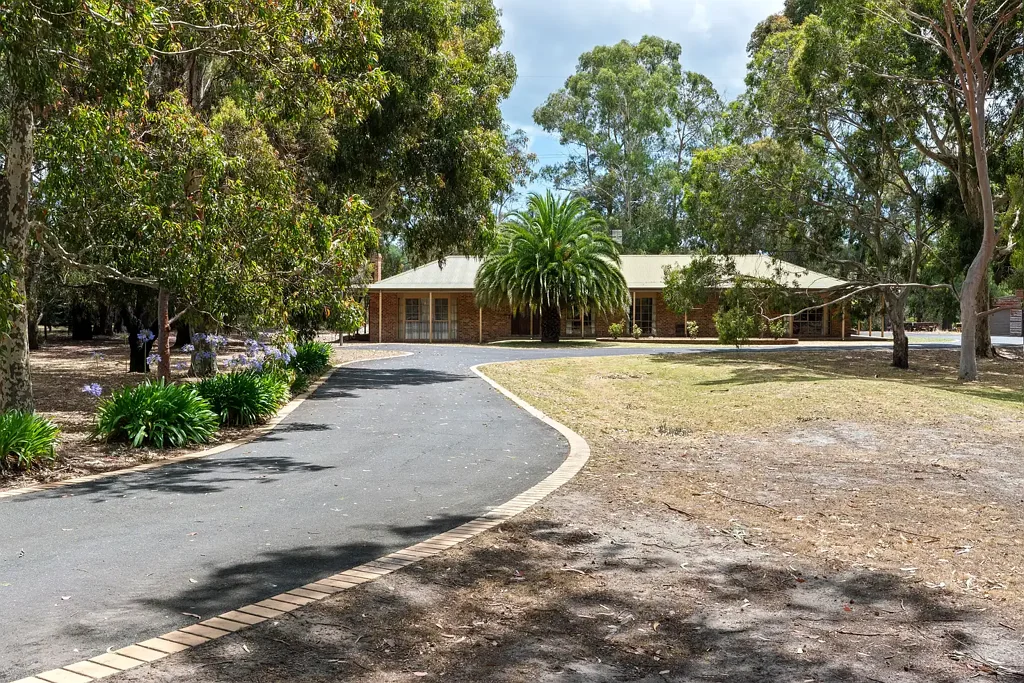 4 Chadwick Close, Langwarrin, VIC 3910