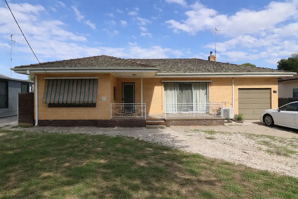 Cohuna 3 Bedroom Comfortable Living Located Close to Shopping Precinct