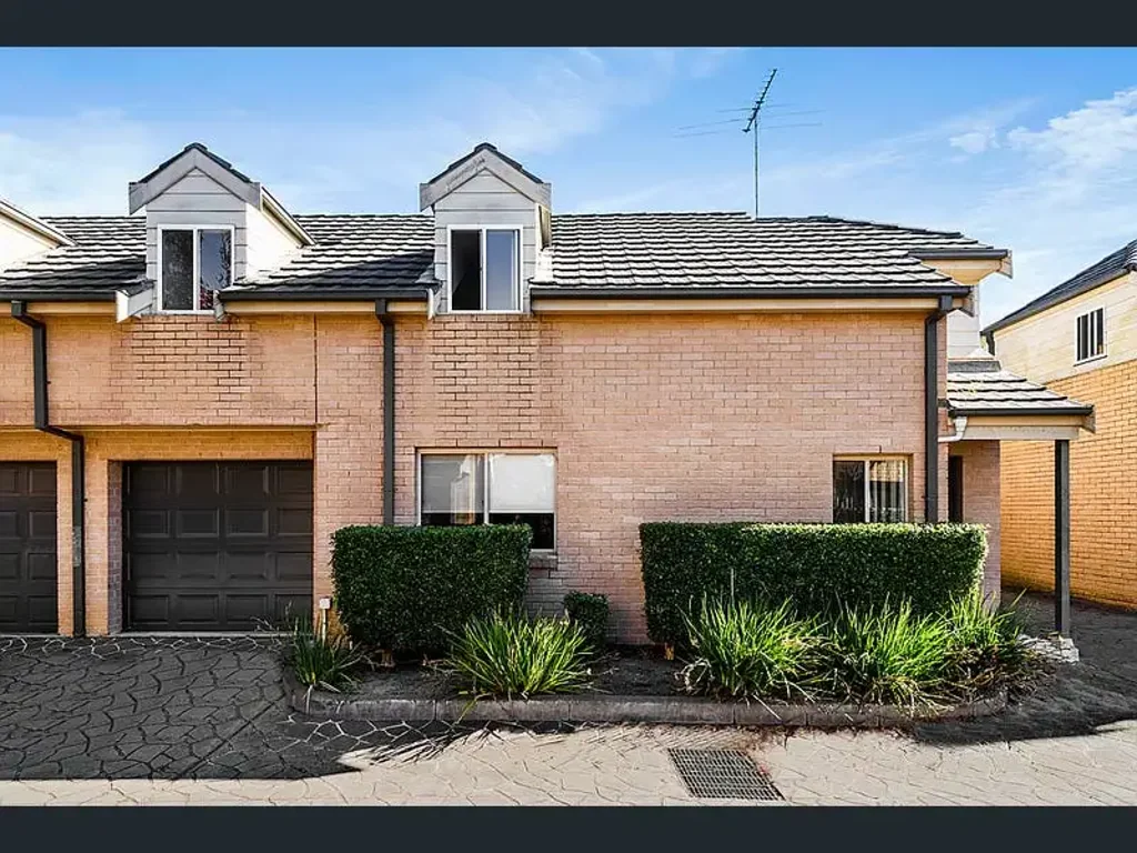 Updated & Low-Maintenance Townhouse for Rent | Perfect Location in St Marys