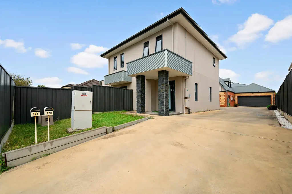 Tranmere 4房  Spacious Modern Home For Families or Investors