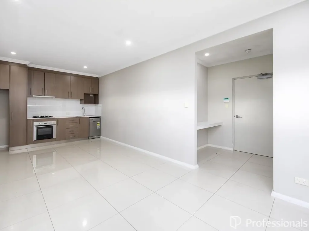 Redcliffe 2 Bedroom Modern, Low-Maintenance Living Minutes from Perth Airport
