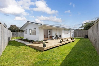 2/55 Tabitha Crescent, Henderson, Waitakere City