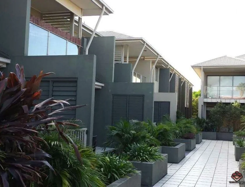 45 Bundall Rd, Surfers Paradise, Gold Coast, 4 ਕਮਰੇ, 3 ਬਾਥਰੂਮ, Townhouse