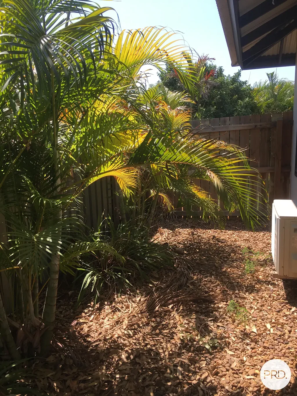 Low maintenance furnished "Granny Flat" wont last long!