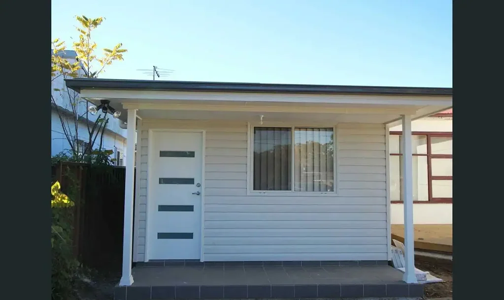 Modern Two-Bedroom Granny Flat - 27a Crawford Road, Doonside