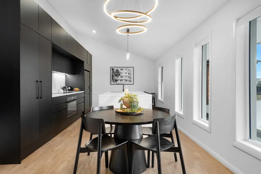 Unanderra 4ห้องนอน Contemporary luxury with exceptional entertaining spaces