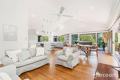 74 Pacific Haven Circuit, Pacific Haven, QLD 4659, 4房, 3浴, House
