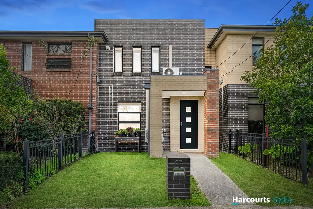 Clayton South 3ਬੈੱਡਰੂਮ Spacious and Stylish Living in the Heart of Clayton South
