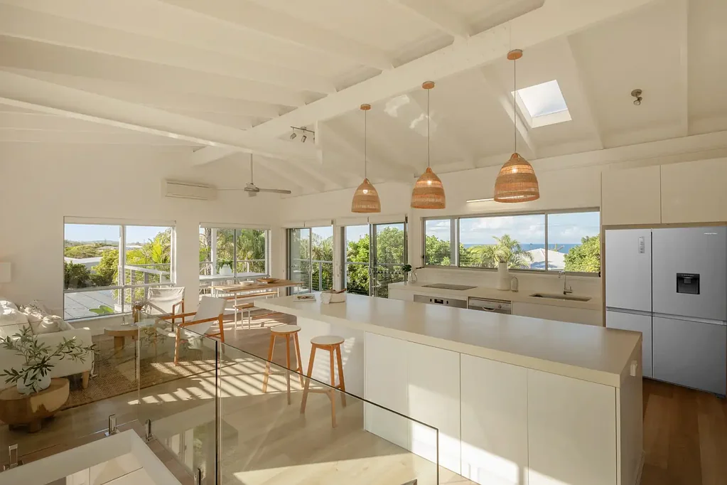 Sunrise Beach 4chambre Reed & Co.