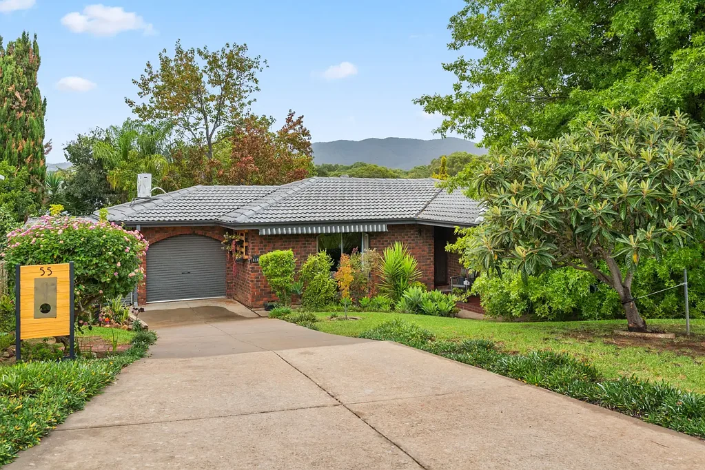 Dernancourt 3침실 Comfort, Flexibility & Family Appeal in Leafy Dernancourt.