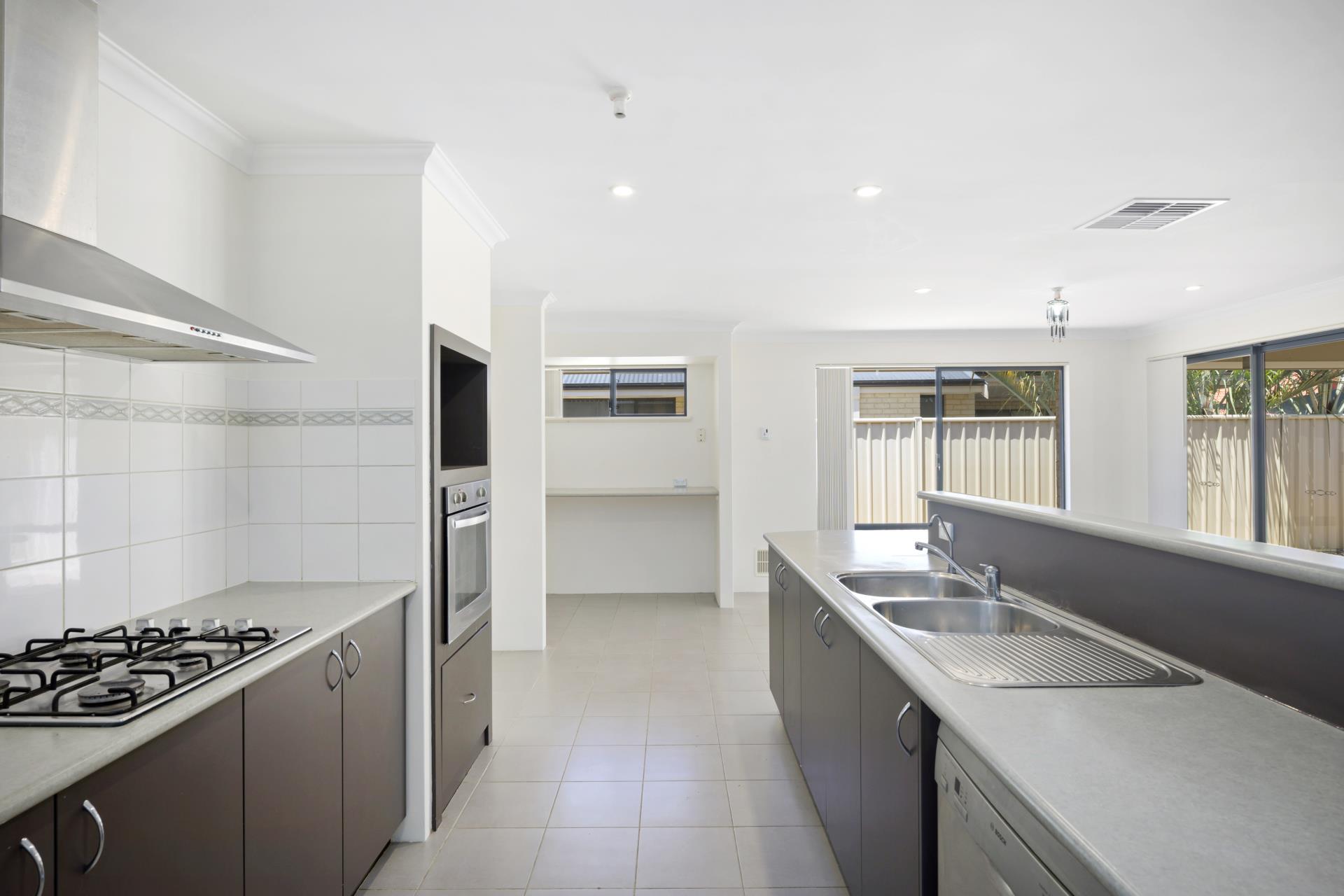 18 LENIHAN CNR, WATTLE GROVE WA 6107, 0 Schlafzimmer, 0 Badezimmer, House