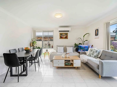 80 & 80B Meadows Road, Mount Pritchard, NSW 2170, 5 slaapkamers, 2 badkamers, House