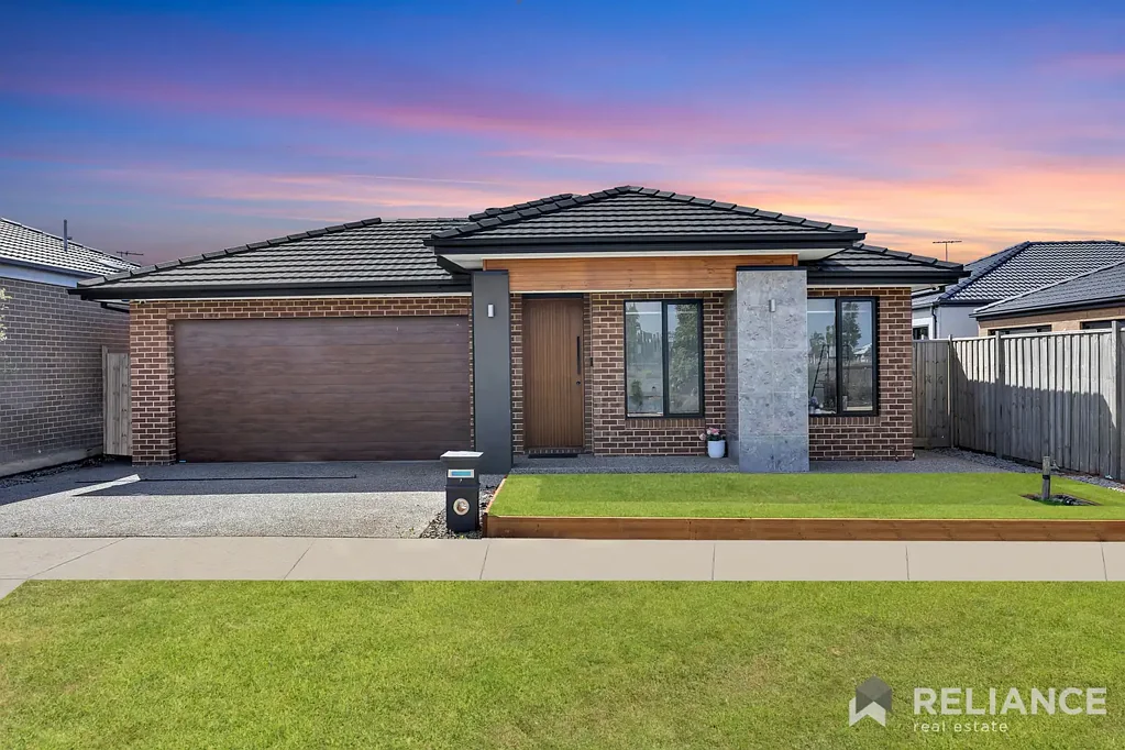 97 Bingham Circuit, Thornhill Park, VIC 3335